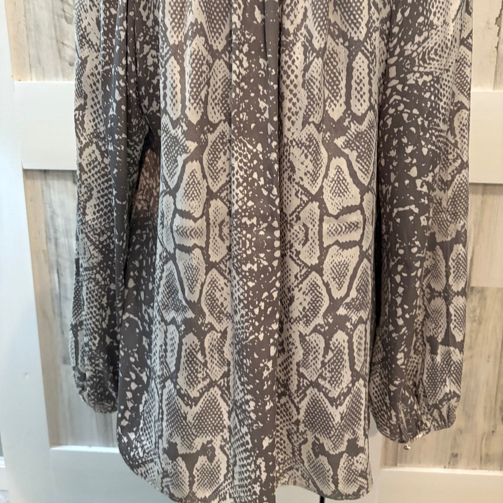 LANE BRYANT BLOUSE SIZE 14/16 - NWOT - Picture 6 of 8